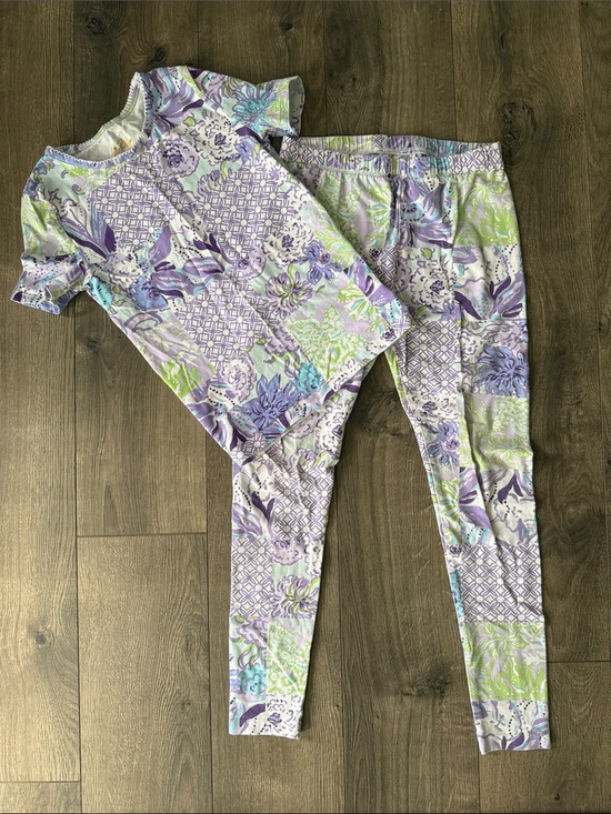 Lilly Pulitzer Other - Lilly Pulitzer Lavender, Mint, and Gold Trim Sleep Top